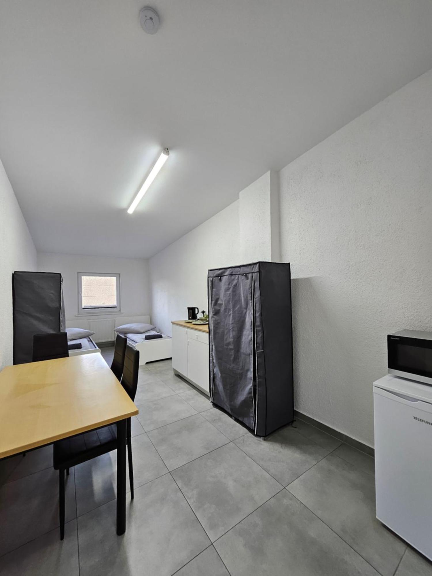 Mieterlux Frankfurt Heusenstamm Ξενοδοχείο Δωμάτιο φωτογραφία